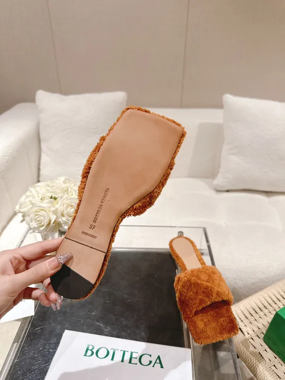 Bottega Veneta Shoe 